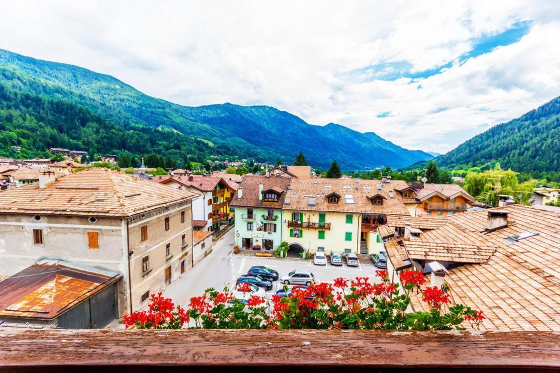 Residence Vidi Pinzolo Exterior foto
